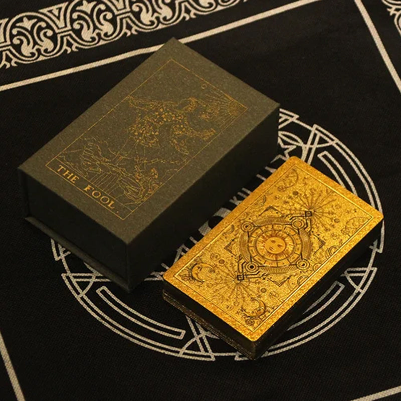 Feuilles d'or du monde mystérieux du tarot